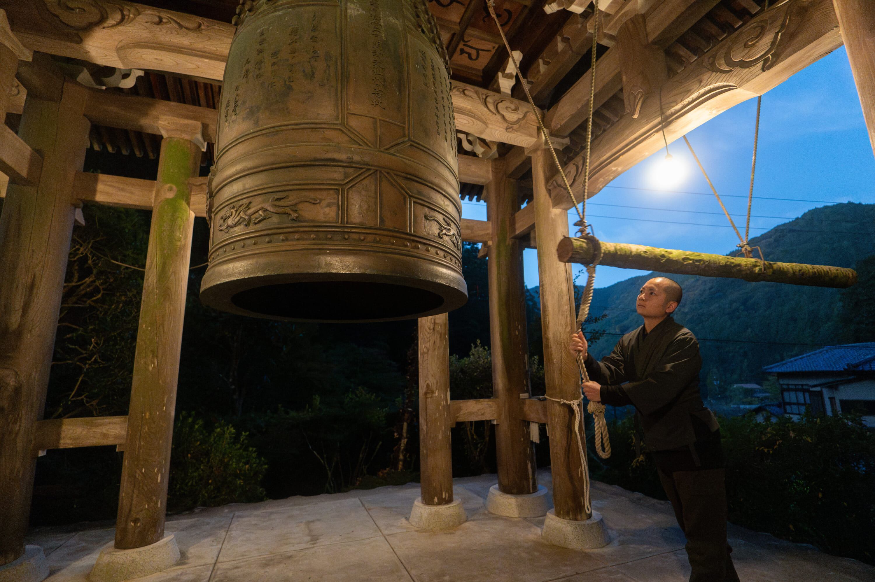 Zen Bell Before Morning Zen Meditation