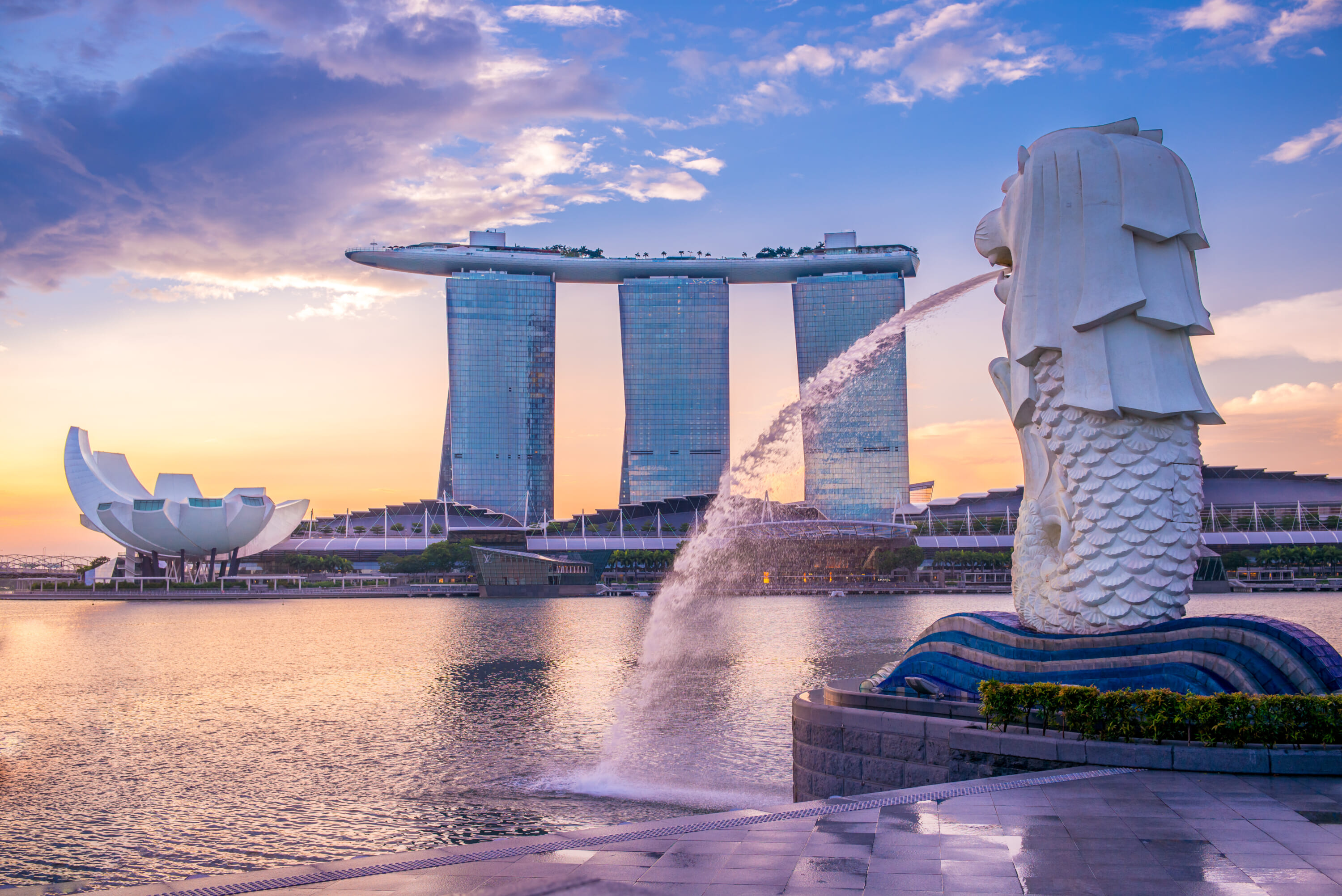 May,21,,2016:,Merlion,Statue,,The,Official,Mascot,Of,Singapore