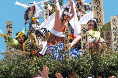 a float at the tsuchizaki hikiyama festival