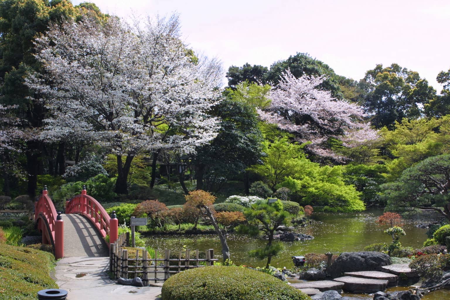 Hotel New Otani Opens its Sakura-Filled Gardens to a Celebration of