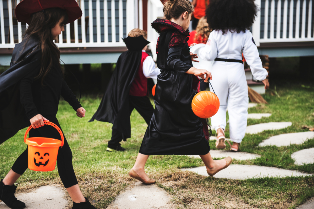 trick-or-treating-in-japan-tokyo-weekender-halloween-stamp-rallies