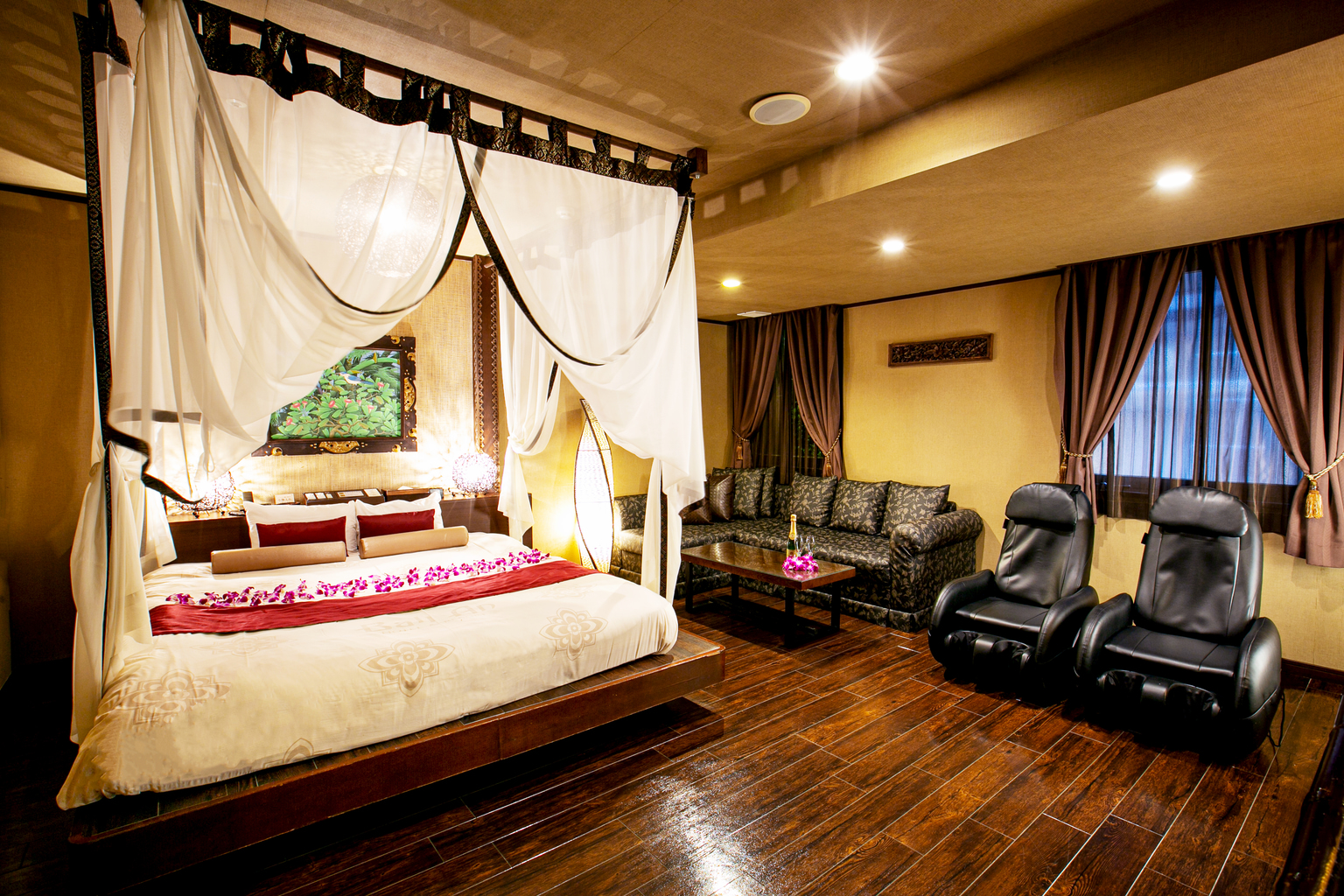 Room In A Love Hotel Bali An