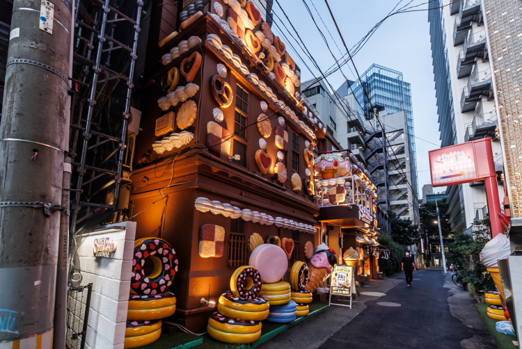 Shibuya Dogenzaka & Love Hotel Hill | Tokyo Weekender