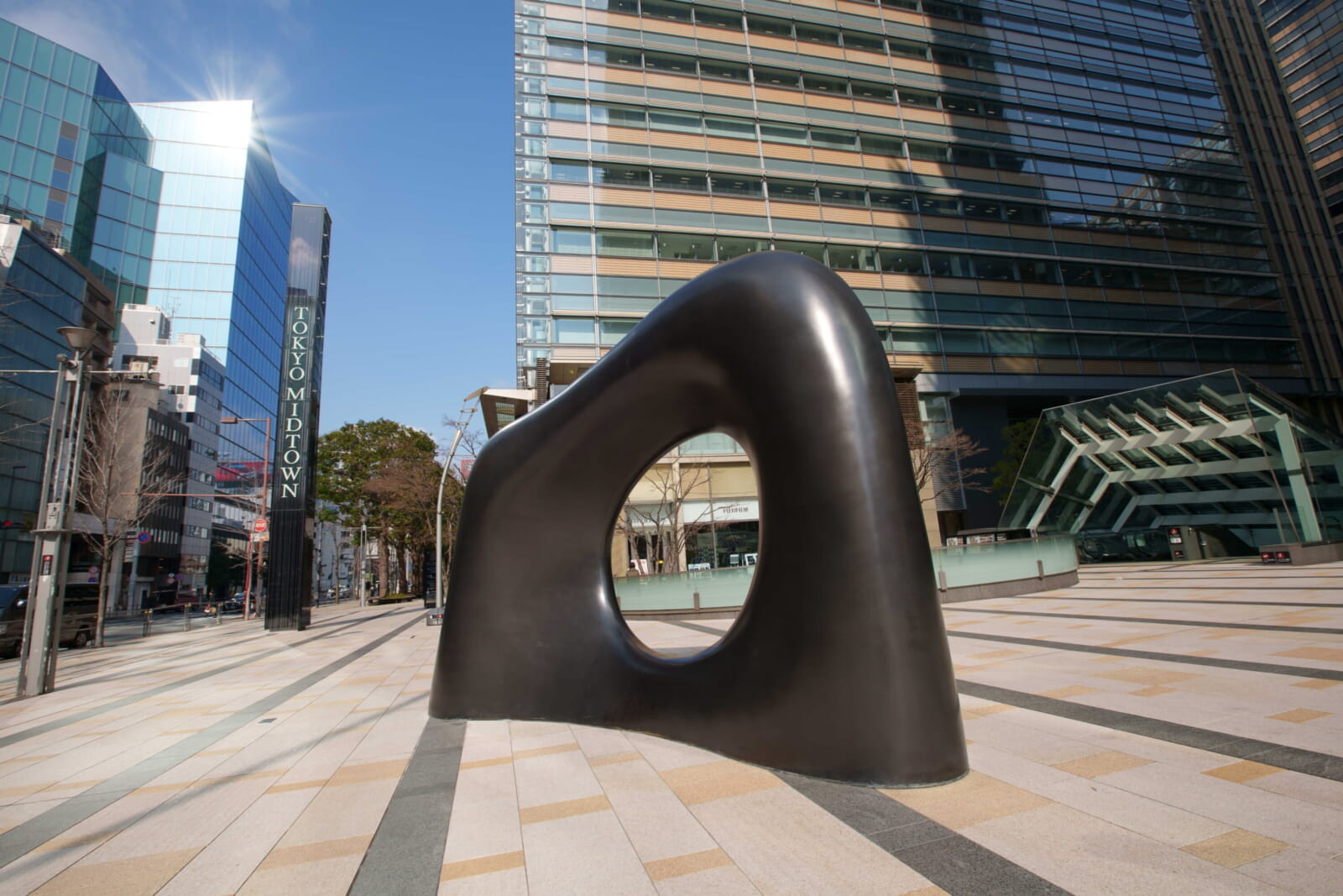 Tokyo Midtown Outdoor Art Sculptures 2