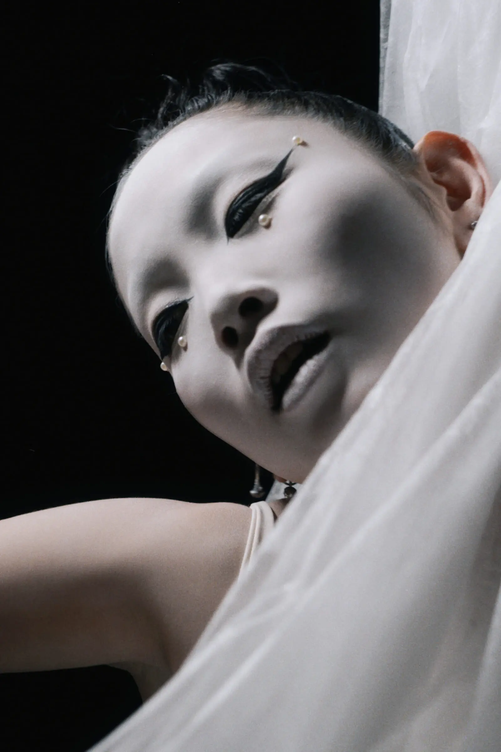 Butoh Dance: Kana Kitty Is The Face of a New Generation