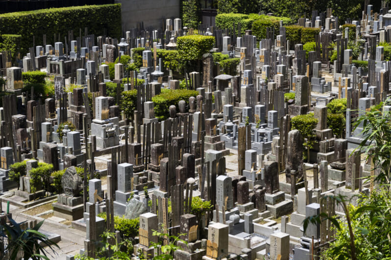 tokyo cemeteries