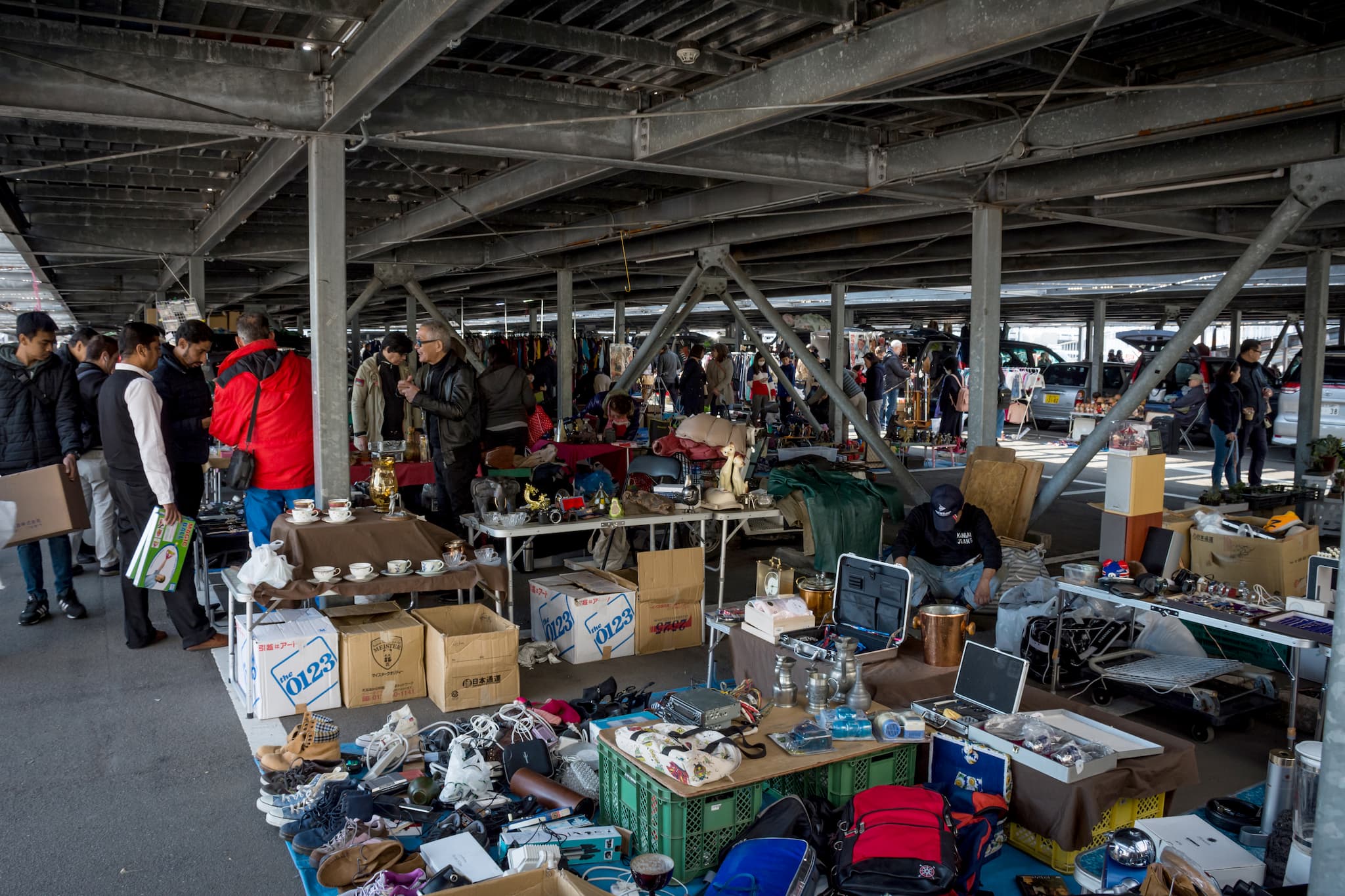 vintage designer bag tokyo oi racecourse flea market