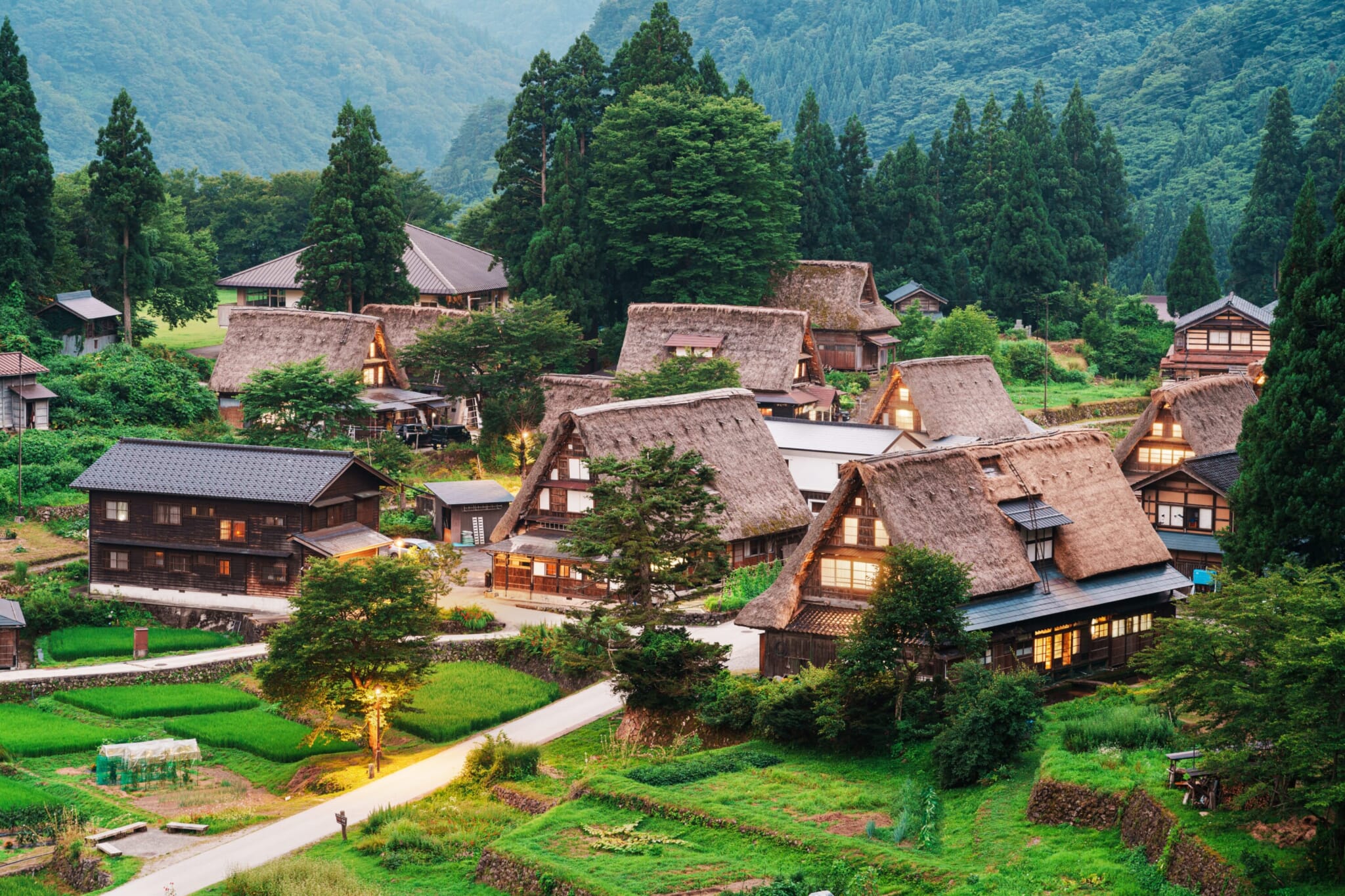 ainokura village toyama japan