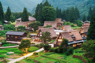 ainokura village toyama japan