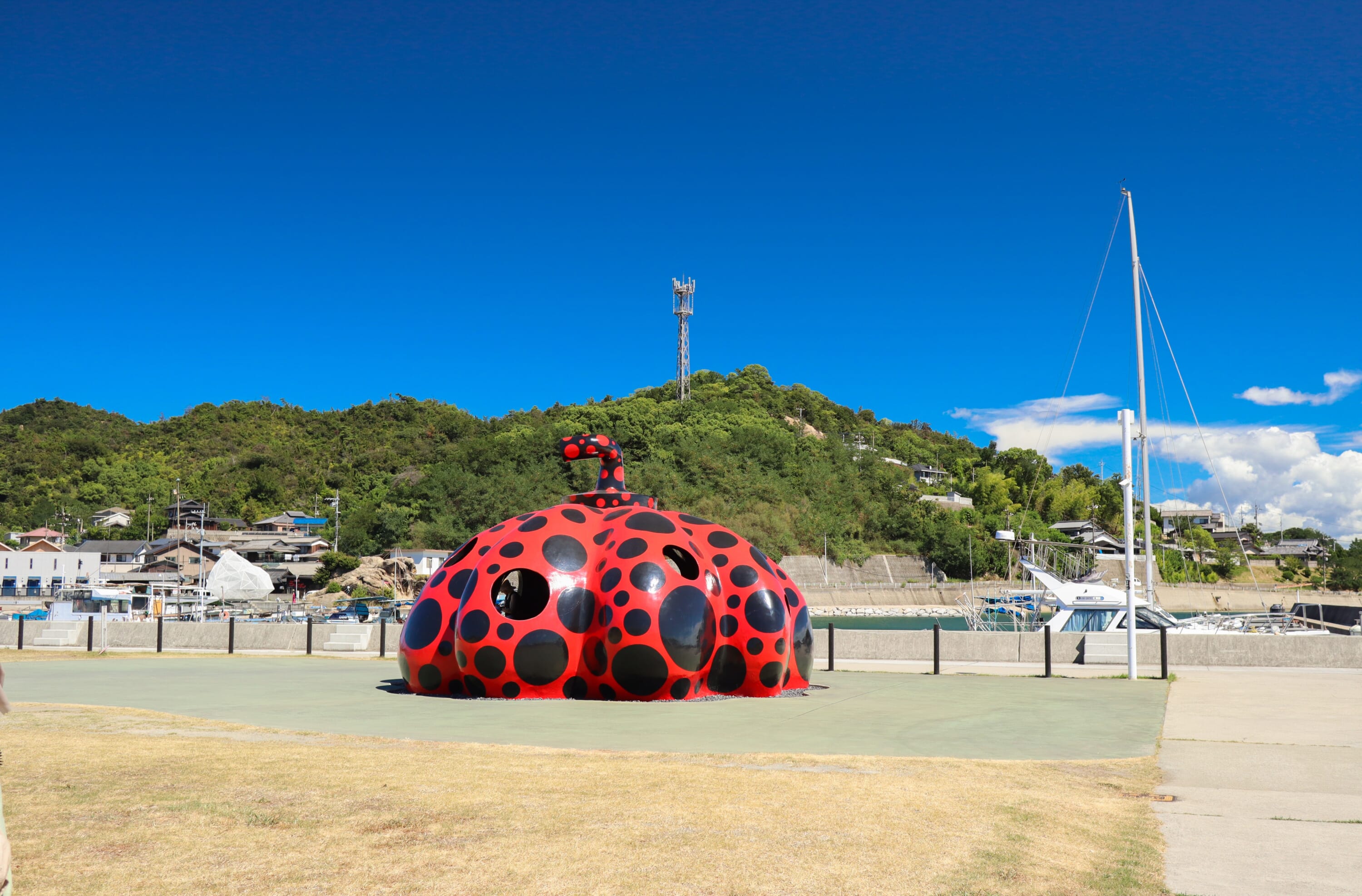 Yayoi Kusama Pumpkin Setouchi Triennale 2025