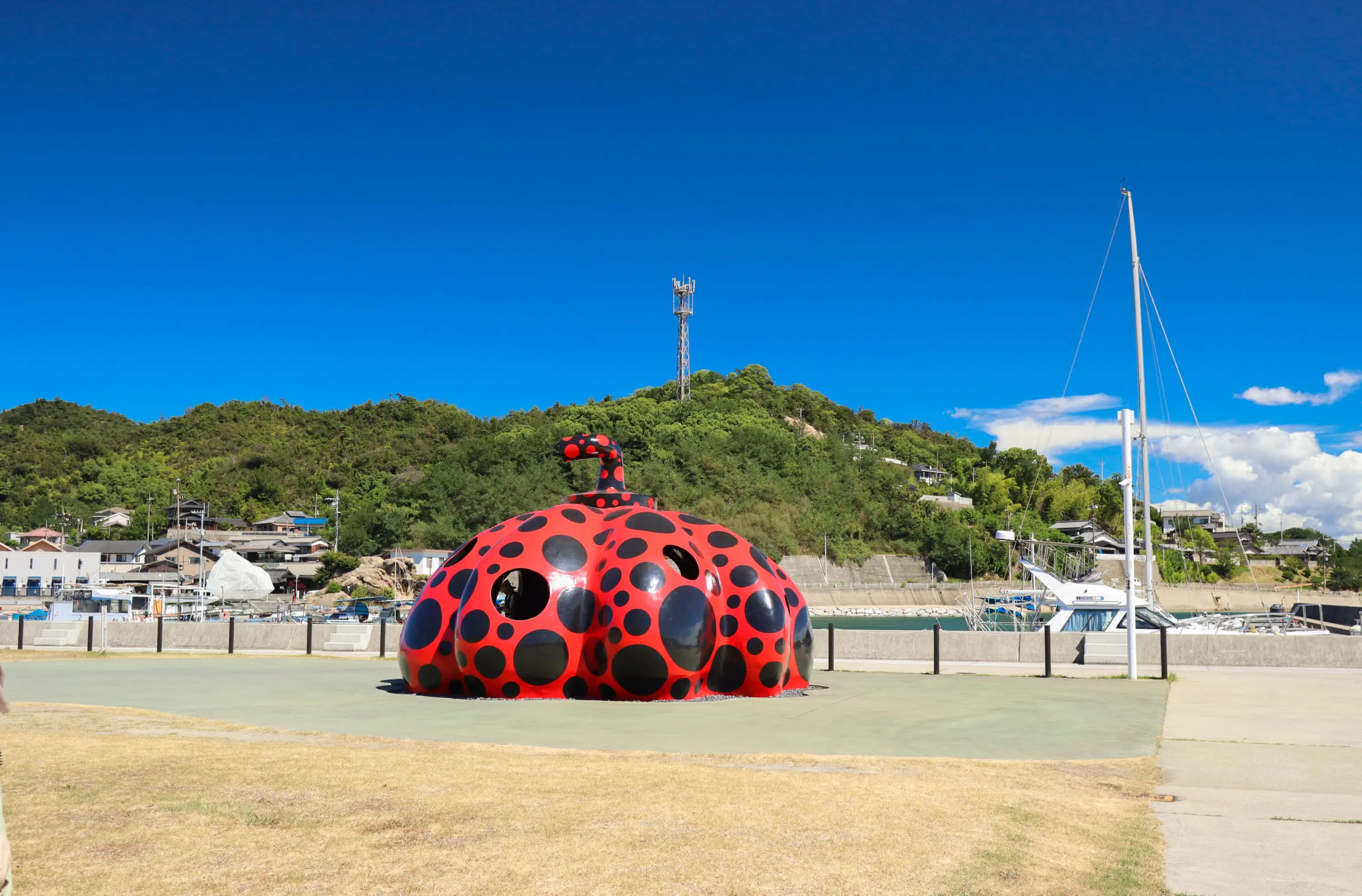 Yayoi Kusama Pumpkin Setouchi Triennale 2025